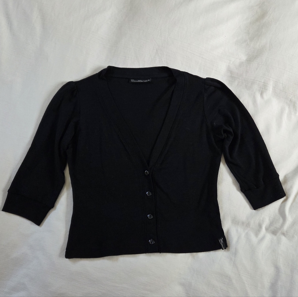 Smitten Merino 3/4 Sleeve Cropped Black Women V-neck 4button Sweater US Size 6